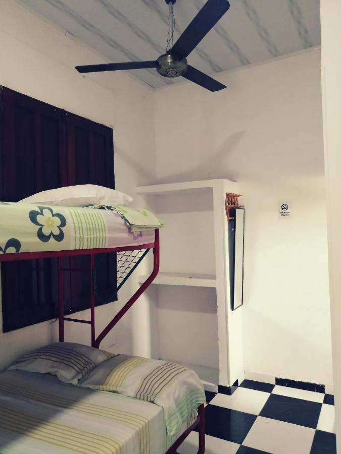 Hostal Maranatha Santa Marta  Exterior photo