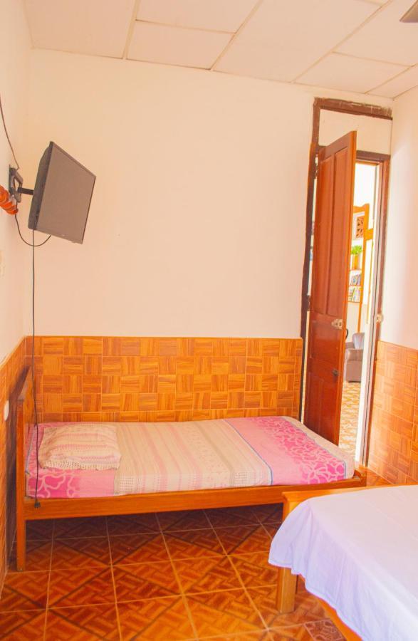 Hostal Maranatha Santa Marta  Exterior photo