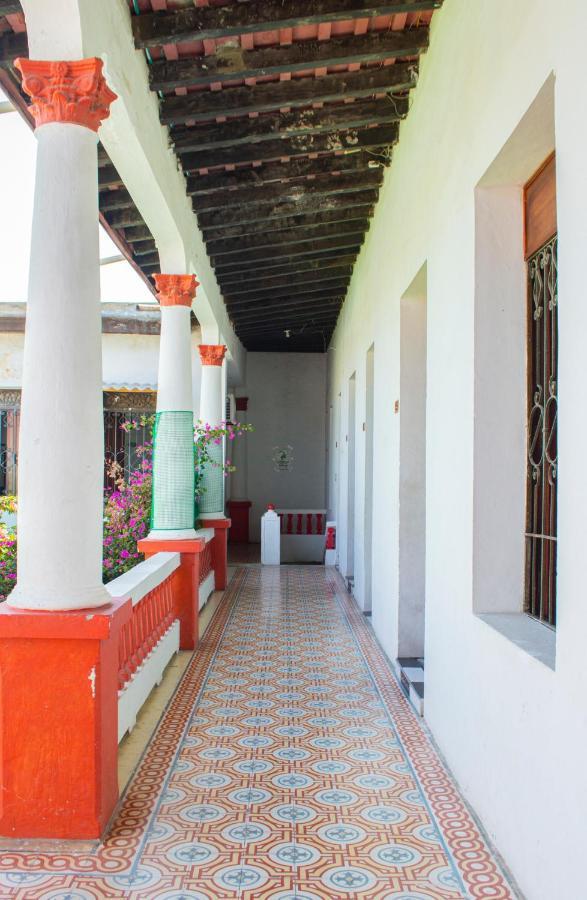 Hostal Maranatha Santa Marta  Exterior photo