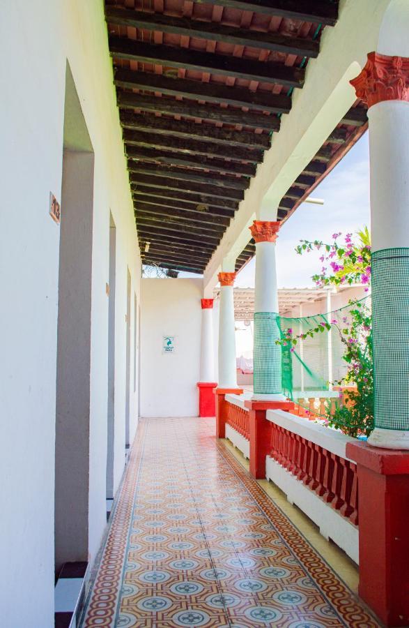 Hostal Maranatha Santa Marta  Exterior photo